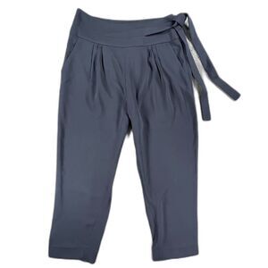 DVF Diane von Furstenberg Keaka Navy Tie Waist Pants Tapered Pleated Size 10
